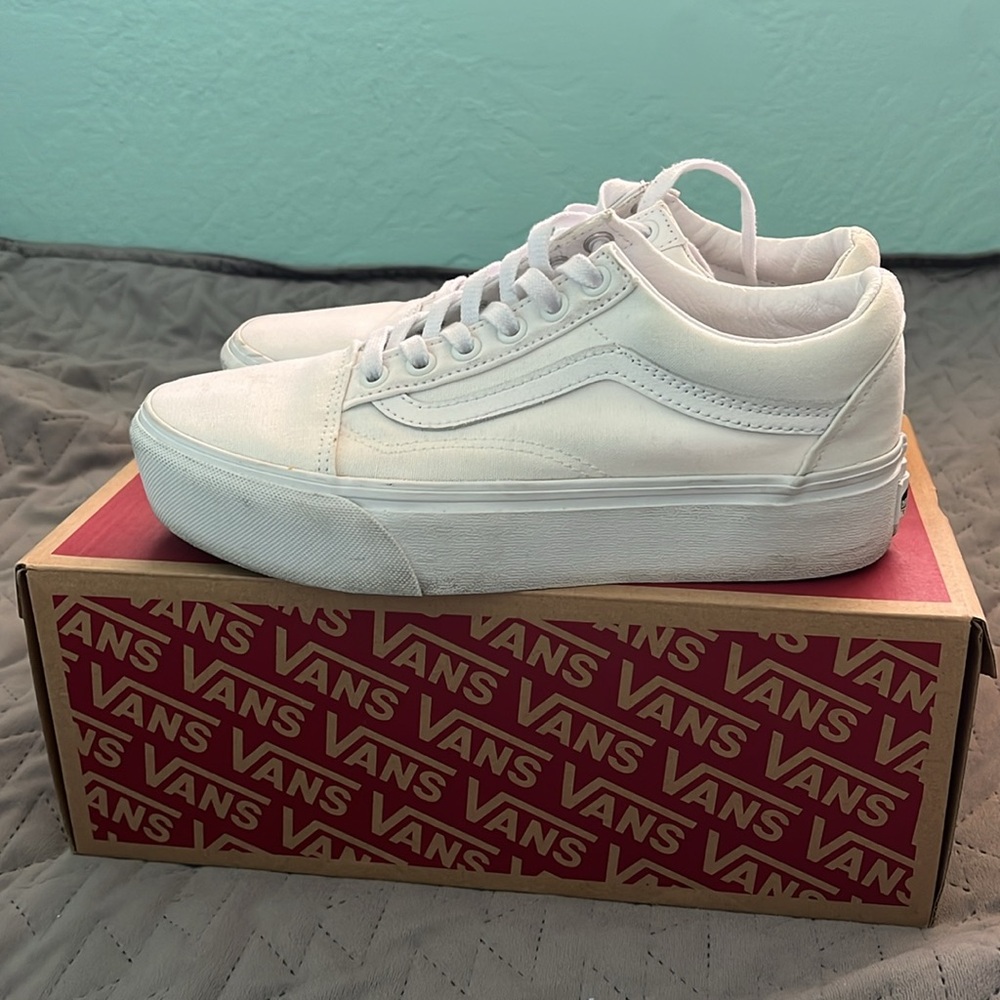 Vans Old Skool Platform Sneaker - Picture 5 of 7